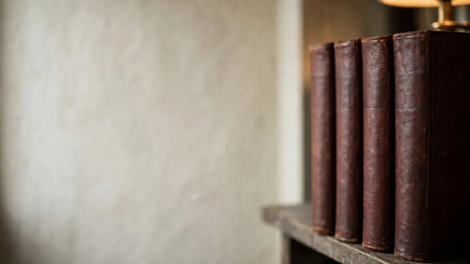 Bibliografia do TECM: as 7 referências e o recurso